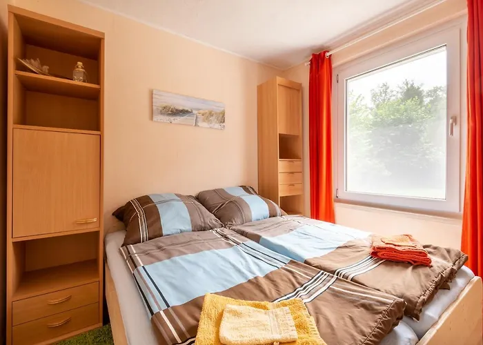 Ostsee-ferienhaus Im Gruenen Klockenhagen