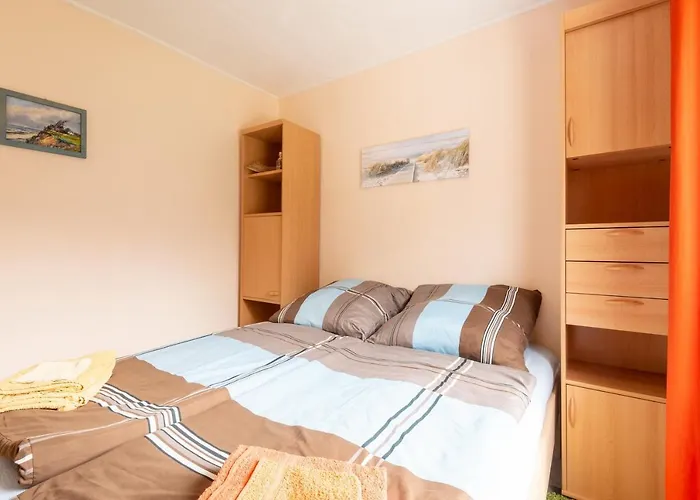 Ostsee-ferienhaus Im Gruenen * Klockenhagen